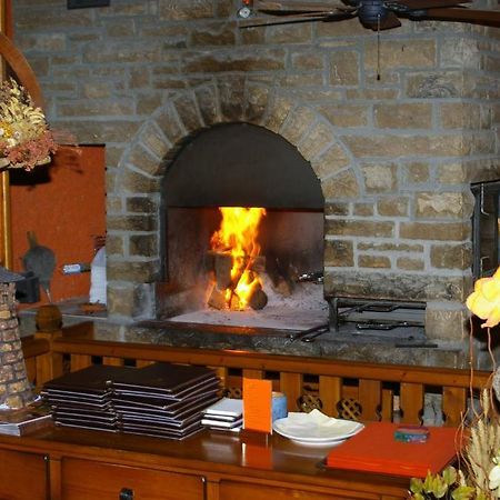 Hosteleria Santa Cruz Santa Cruz de la Serós Eksteriør billede