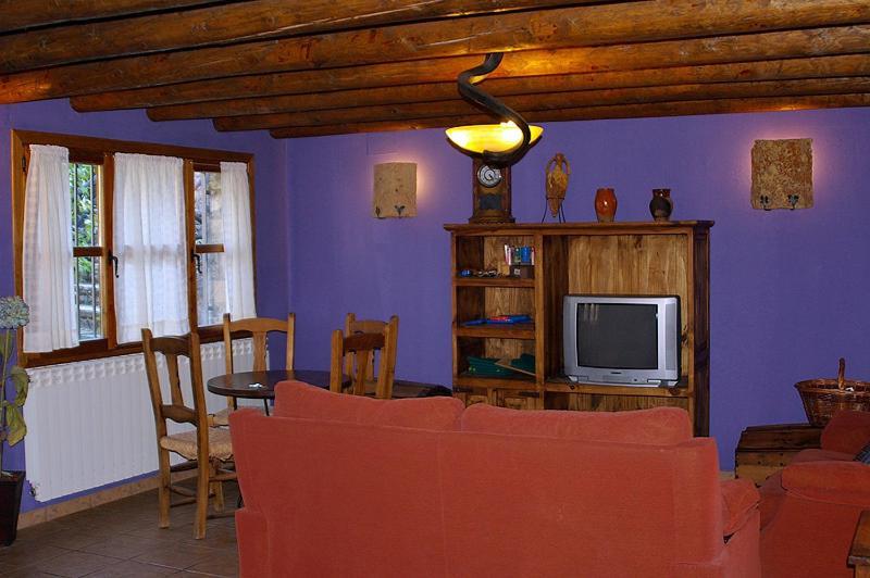 Hosteleria Santa Cruz Santa Cruz de la Serós Eksteriør billede